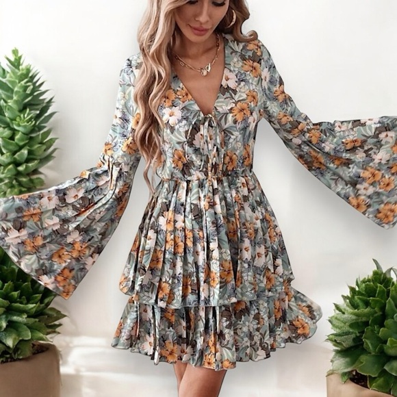 NEW Blush Allover Floral Knot Layered Pleated A-line Dress - Picture 14 of 16